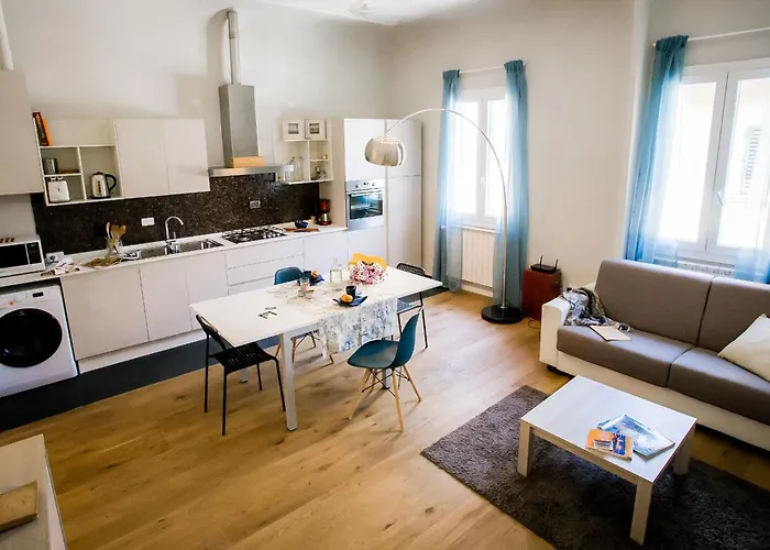 Lägenhet Acacia - Dalia Florens